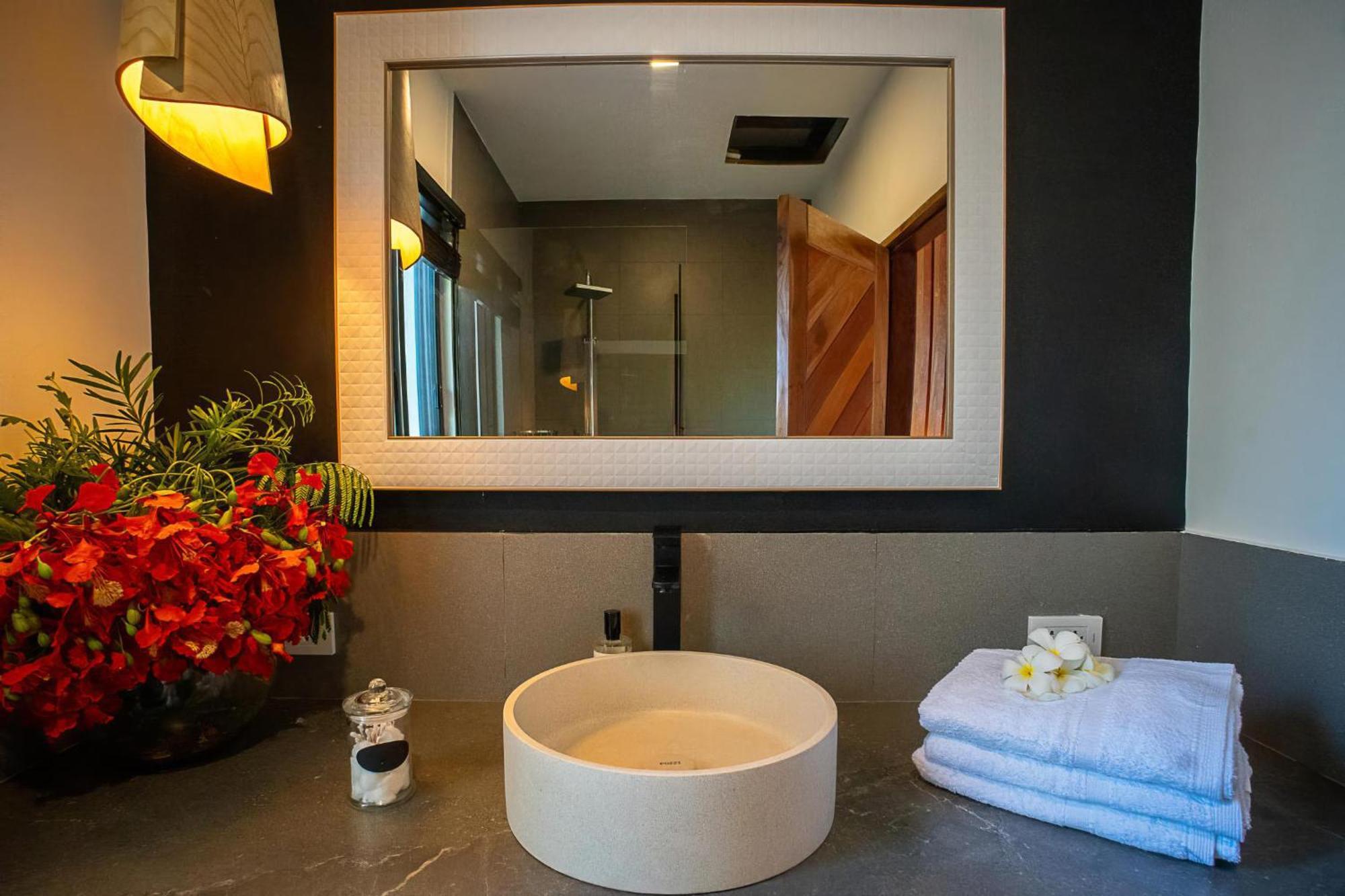 博洛德Sustainable Luxury In Alona别墅 外观 照片